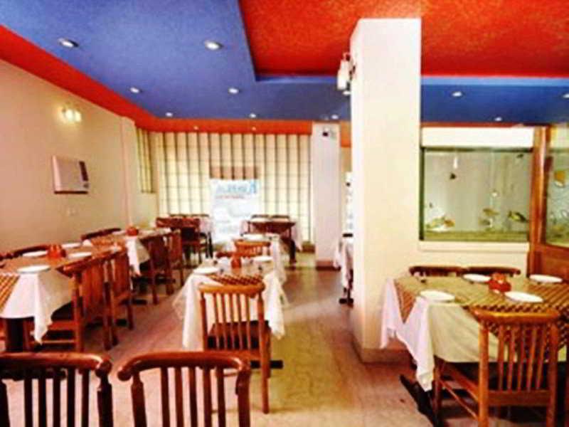 Oyo 9629 Near Taj Mahal Agra (Uttar Pradesh) Restaurante foto